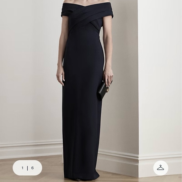 Lauren Ralph Lauren Dresses & Skirts - NWT RALPH LAUREN Black Off The Shoulder Full Length Gown